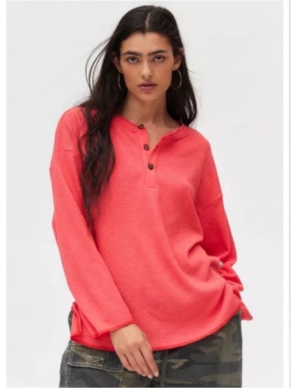 NWT BDG Urban Outfitters Theo Oversized Waffle Knit Long Sleeve Tee Size Medium